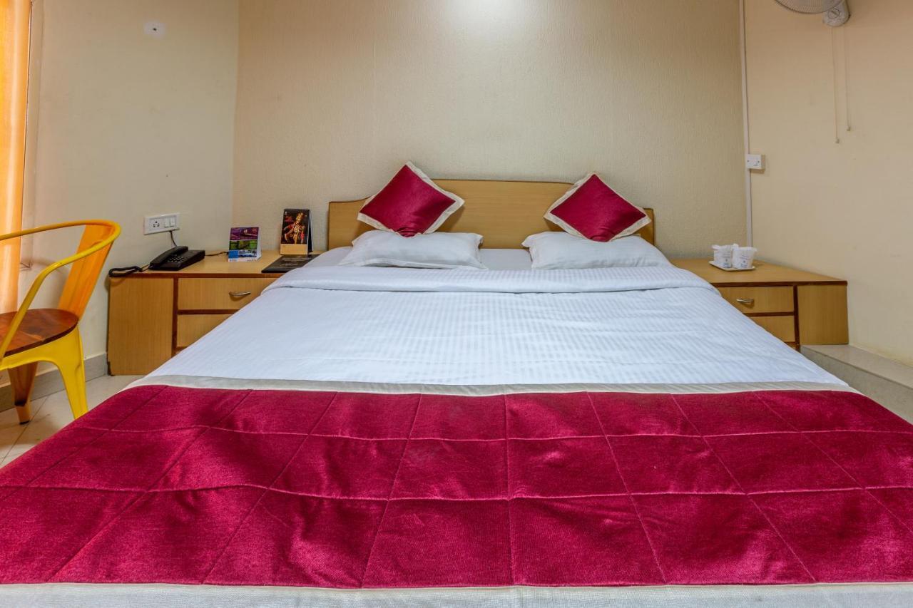 Kstdc Hotel Mayura Nisarga Pearl Valley Anekal Eksteriør billede